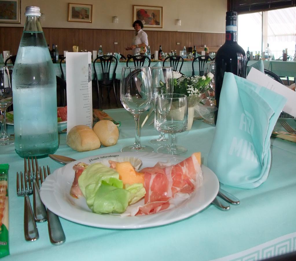 Hotel Miralago San Zeno di Montagna Extérieur photo